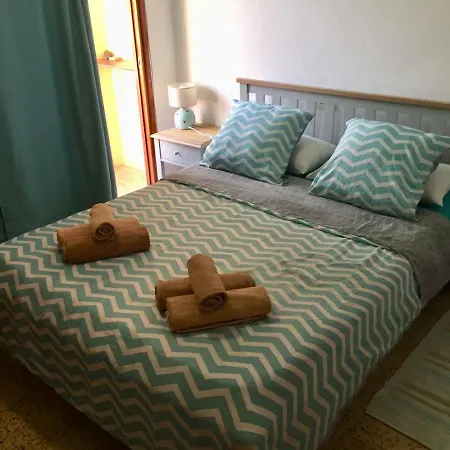 Δωμάτια σε οικογενειακή κατοικία Abelina Κοραλέχο